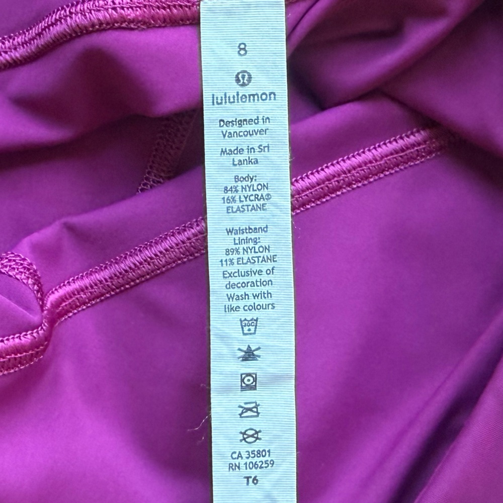 LULULEMON X PELOTON Fast and Free Tight II 25"
Non-Reflective Nulux - Picture 15 of 16